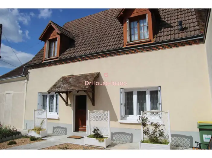 Maison 6 pièces de 123 m² - Vendôme (41100)