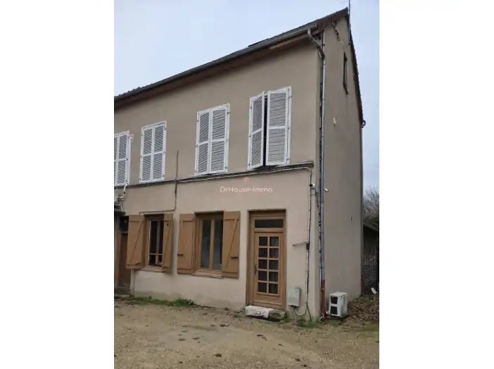 Appartement 2 pièces de 26 m² - Troyes (10000)