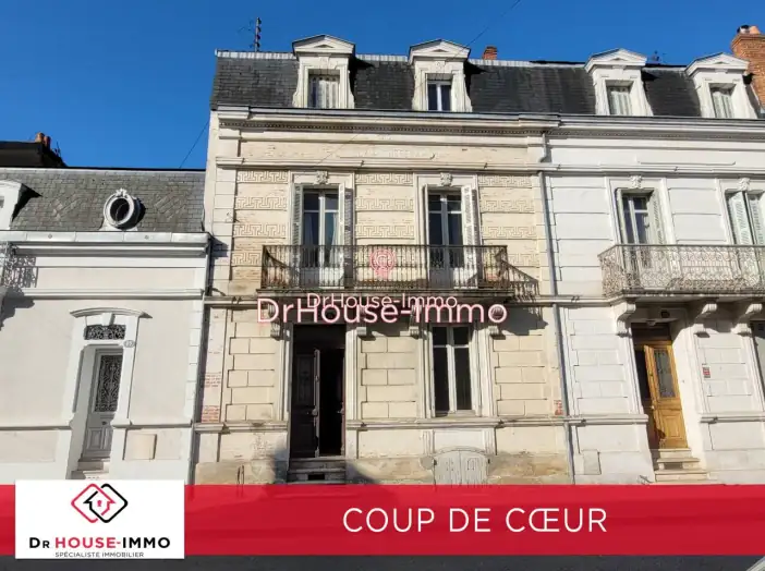 Maison 6 pièces de 195 m² - Périgueux (24000)