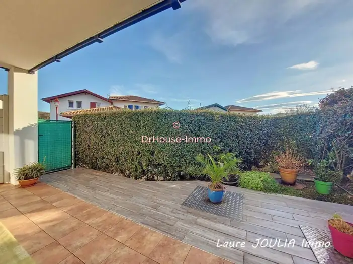 Appartement 2 pièces de 44 m² - Urrugne (64122)