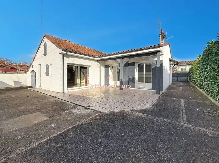Maison 4 pièces de 104 m² - Boulazac (24750)