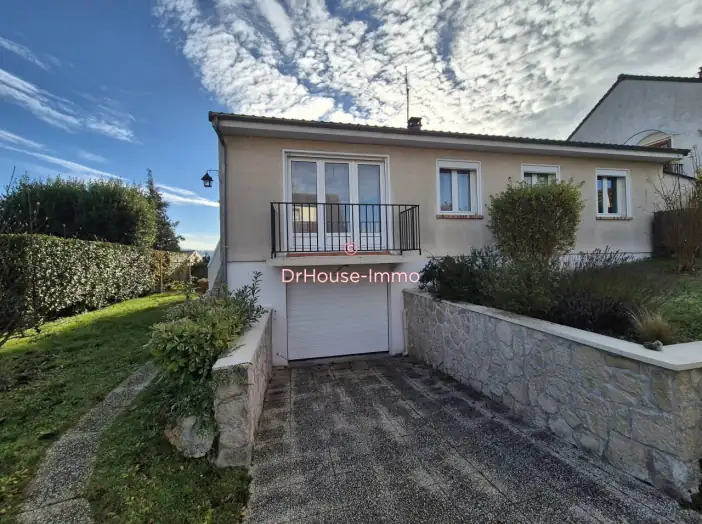 Maison 5 pièces de 90 m² - Épône (78680)