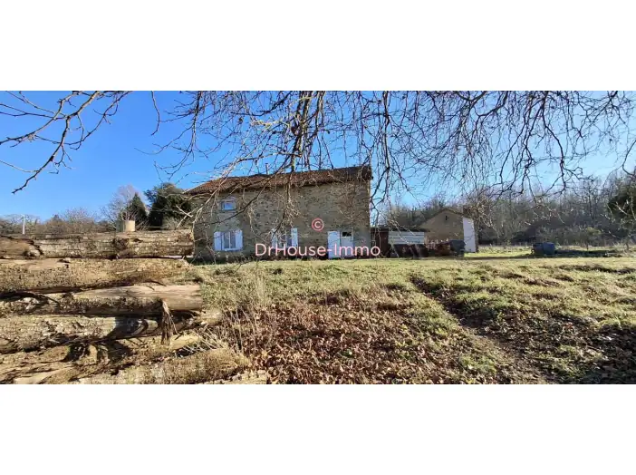 Maison 3 pièces de 157 m² - Champsac (87230)