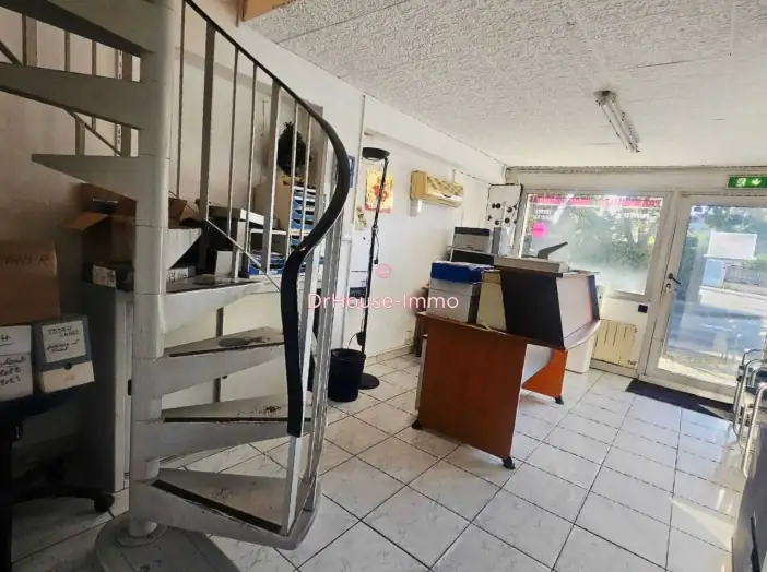 Immeuble de 105 m² - Marseille (13009)