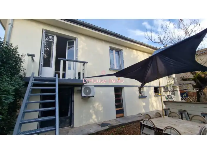 Maison 6 pièces de 200 m² - Castelsarrasin (82100)