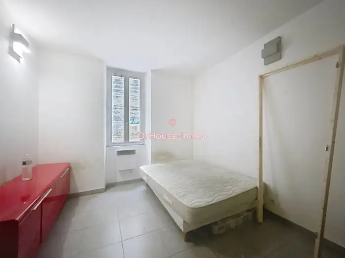 Appartement 1 pièce de 20 m² - Marseille (13001)