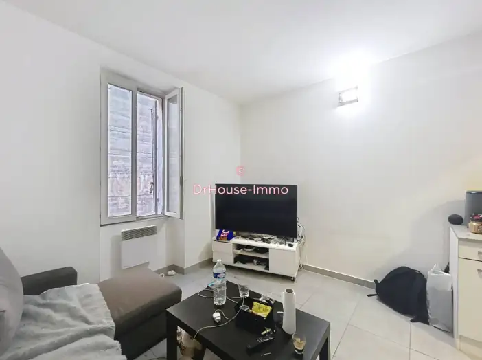 Appartement 1 pièce de 18 m² - Marseille (13001)