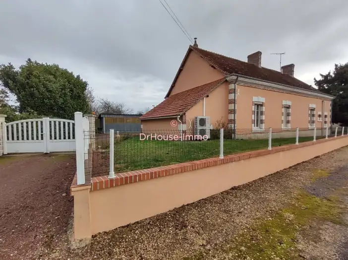Maison 4 pièces de 96 m² - Gehée (36240)