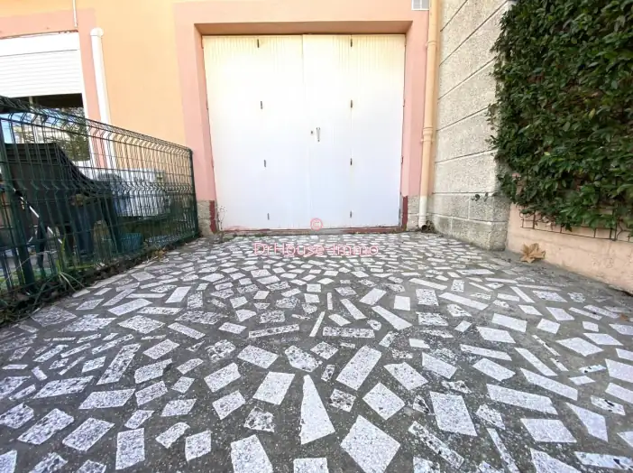 Appartement 3 pièces de 75 m² - Le Grau-du-Roi (30240)