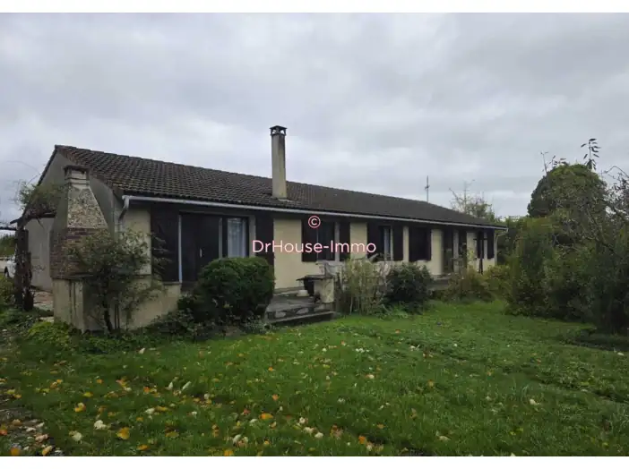 Maison 9 pièces de 160 m² - Parempuyre (33290)