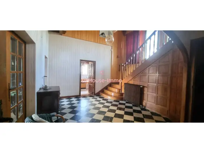 Maison 9 pièces de 230 m² - Rodez (12000)