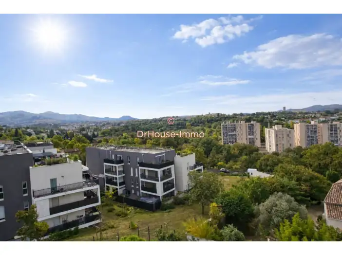 Appartement 4 pièces de 73 m² - Marseille (13013)