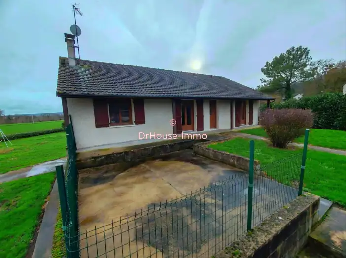 Maison 6 pièces de 119 m² - Vaux-sur-Vienne (86220)