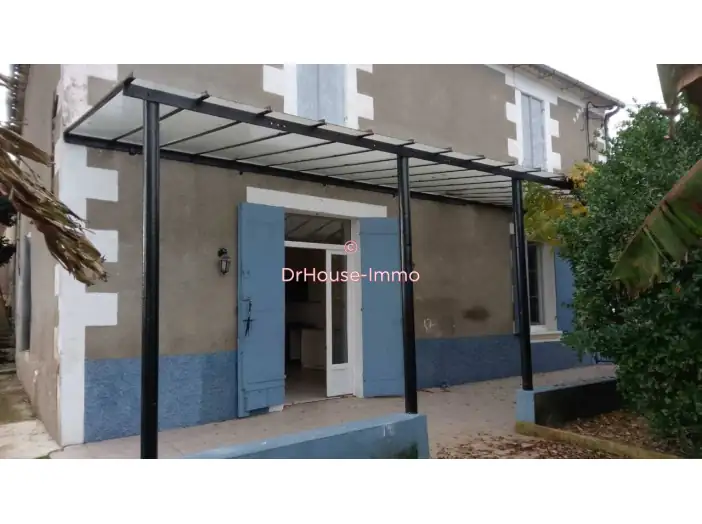 Maison 5 pièces de 148 m² - Coutures (33580)