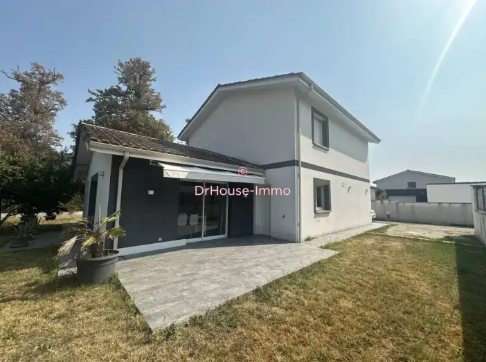 Maison 5 pièces de 152 m² - Lormont (33310)