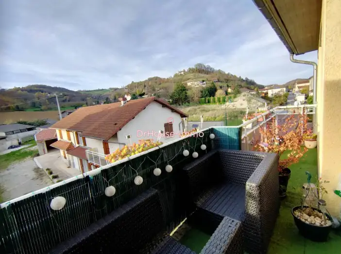 Appartement 4 pièces de 69 m² - Saint-Vérand (38160)