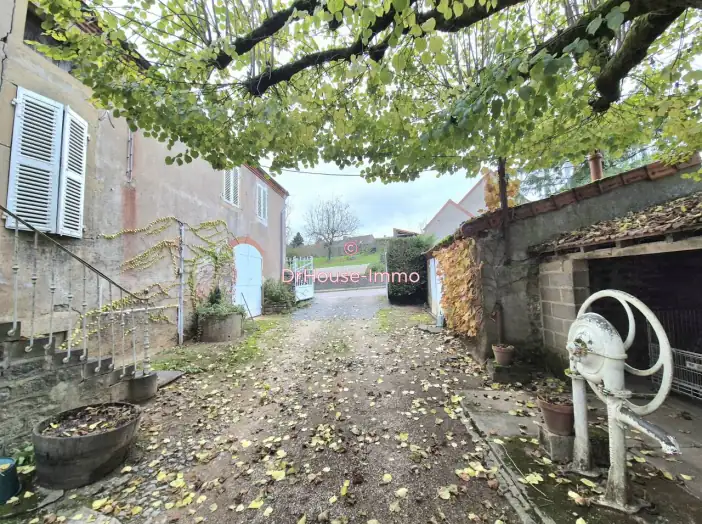 Maison 10 pièces de 400 m² - Chalon-sur-Saône (71100)