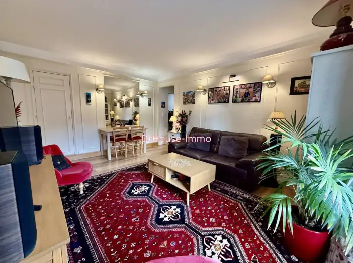 Appartement 3 pièces de 60 m² - Versailles (78000)