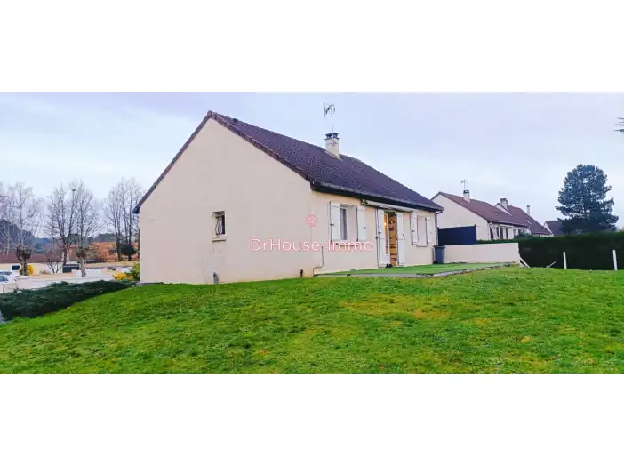 Maison 5 pièces de 73 m² - Guécélard (72230)