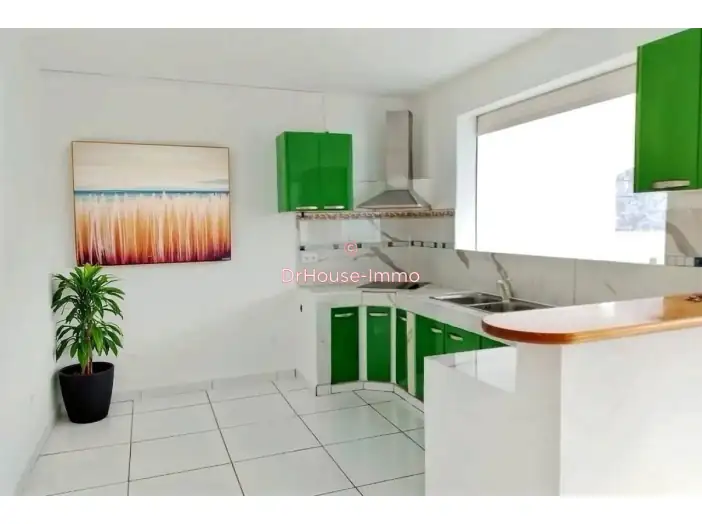 Appartement 3 pièces de 65 m² - Sainte-Luce (97228)