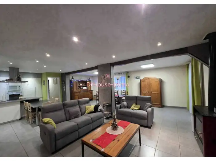 Maison 6 pièces de 149 m² - Landiras (33720)