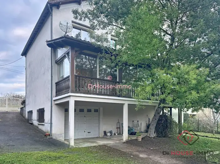 Maison 6 pièces de 153 m² - Neuvic (24190)