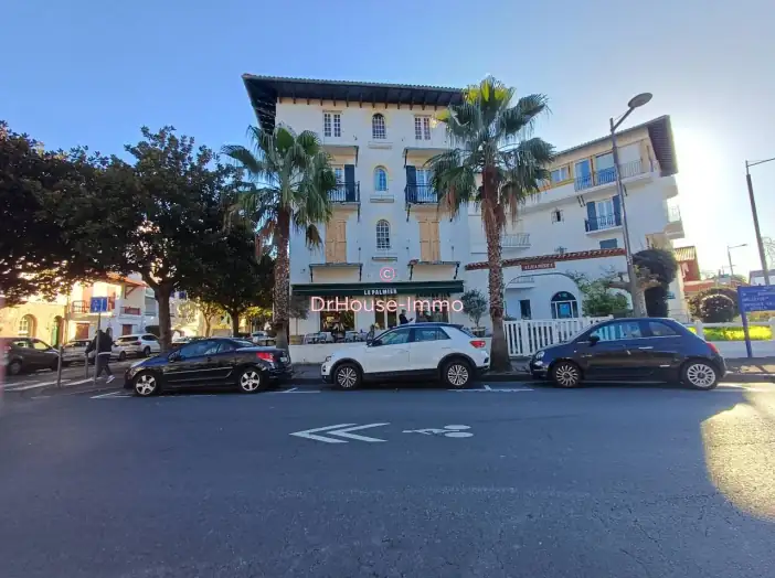 Appartement 3 pièces de 79 m² - Hendaye (64700)