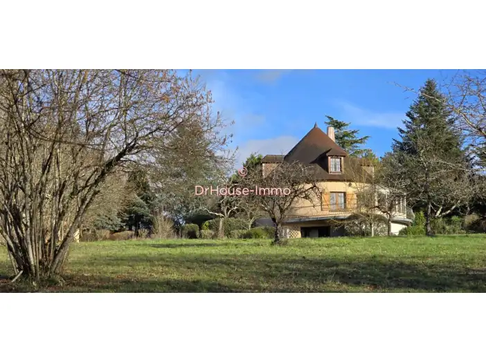 Maison 5 pièces de 115 m² - Bonnes (86300)
