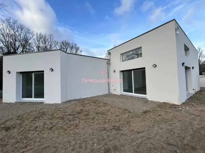 Maison 5 pièces de 118 m² - Villemandeur (45700)