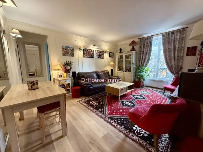 Appartement 3 pièces de 60 m² - Versailles (78000)