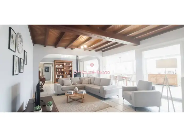 Maison 6 pièces de 173 m² - Apremont (85220)