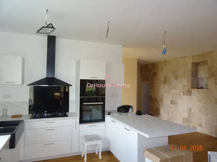 Maison 6 pièces de 157 m² - Saint-André-de-Cubzac (33240)