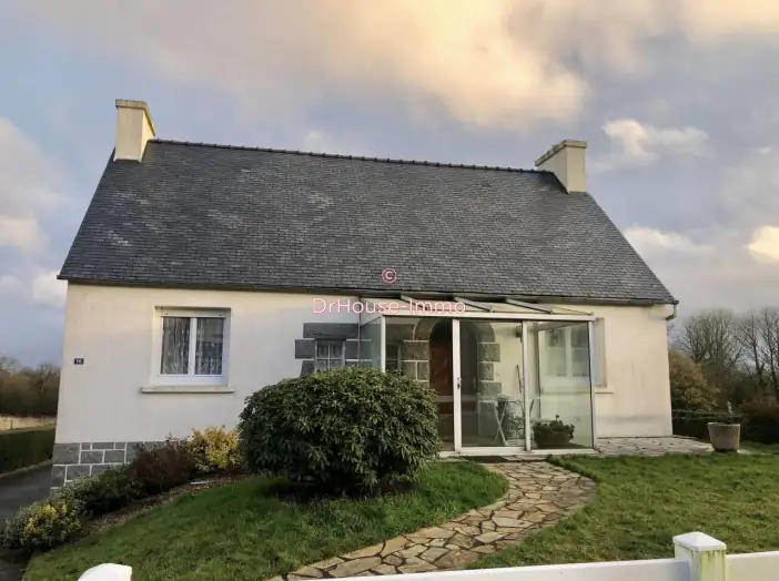 Maison 4 pièces de 69 m² - Scrignac (29640)