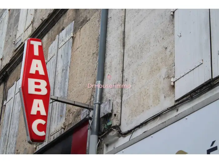 Commerce 6 pièces de 125 m² - Angoulême (16000)
