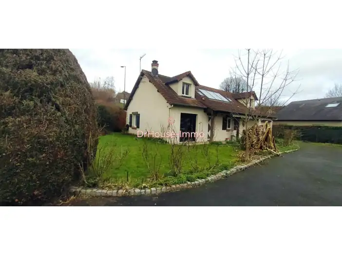 Maison 5 pièces de 121 m² - Clères (76690)