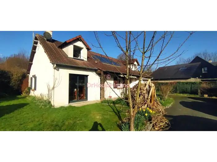 Maison 5 pièces de 121 m² - Clères (76690)