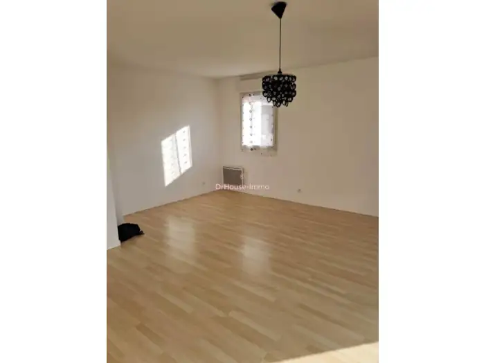 Appartement 5 pièces de 94 m² - Le Mans (72000)