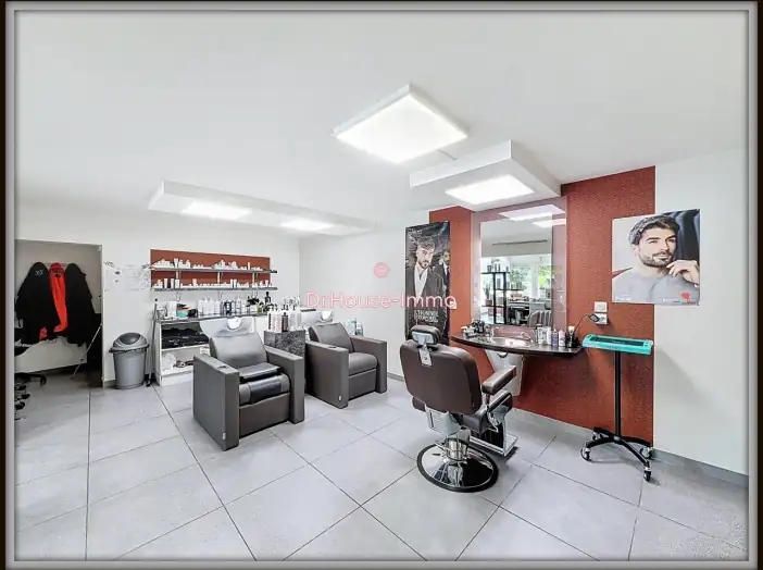 Commerce de 90 m² - Peyrins (26380)