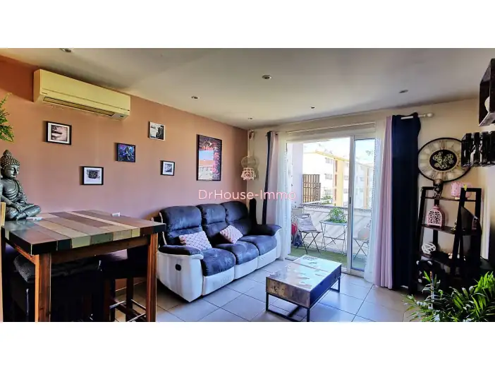 Appartement 3 pièces de 49 m² - La Seyne-sur-Mer (83500)