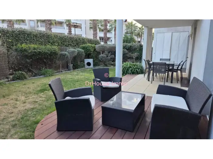 Appartement 3 pièces de 53 m² - Solliès-Pont (83210)