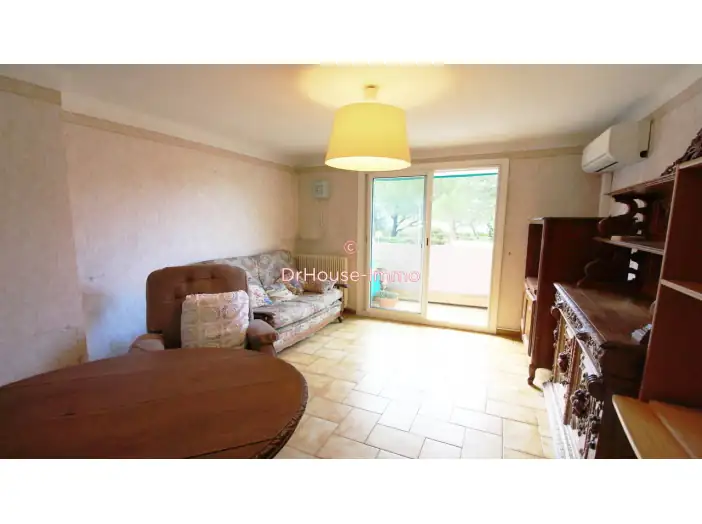 Appartement 36 pièces de 55 m² - Marseille (13009)