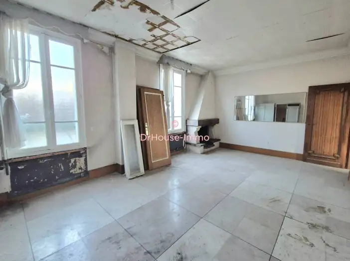 Appartement 8 pièces de 280 m² - Chalon-sur-Saône (71100)