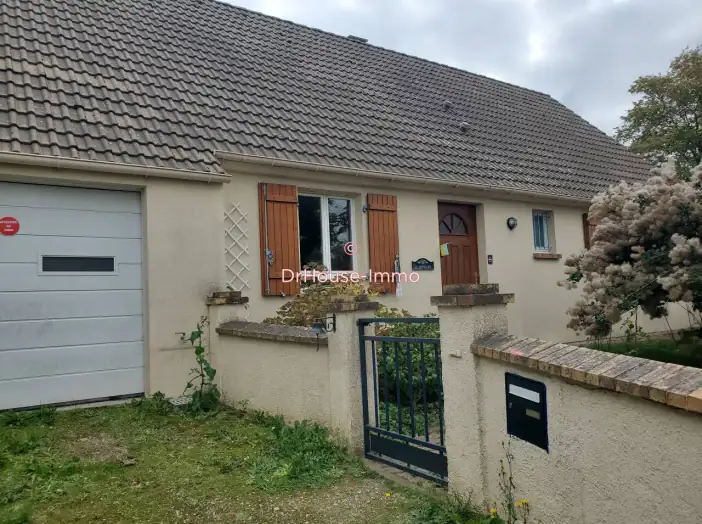 Maison 5 pièces de 98 m² - Cloyes-sur-le-Loir (28220)