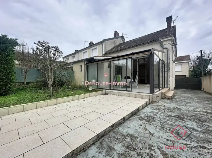 Maison 3 pièces de 115 m² - Périgueux (24000)