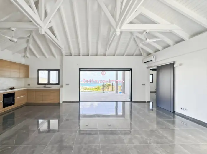 Maison 5 pièces de 134 m² - Saint-Martin (97150)