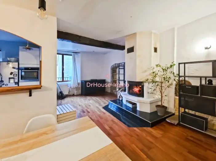 Maison 5 pièces de 118 m² - Saint-Bonnet-le-Château (42380)