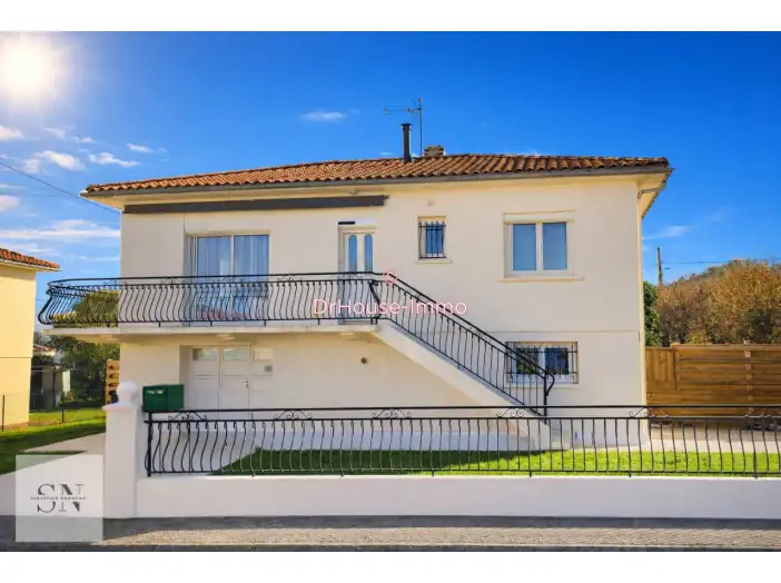 Maison 4 pièces de 92 m² - Pujols (47300)