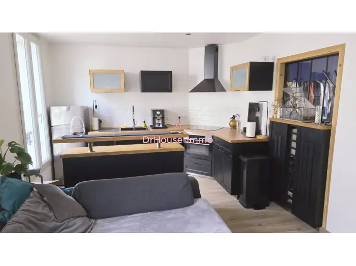 Appartement 1 pièce de 32 m² - Saint-Maur-des-Fossés (94210)