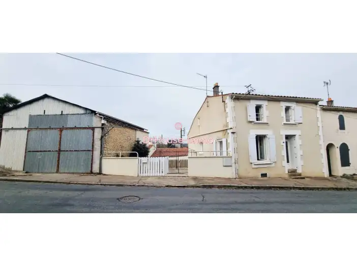 Maison 4 pièces de 85 m² - Mareuil-sur-Lay-Dissais (85320)