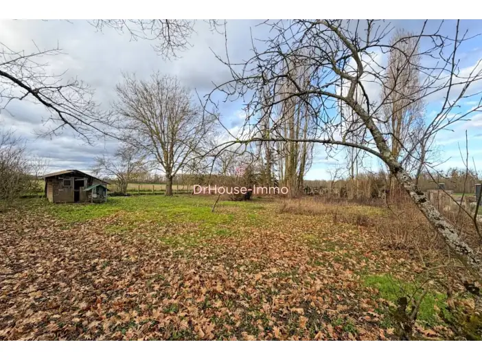 Terrain de 832 m² - Bréau (77720)